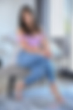 LoveHerFeet.com_18.09.20.Kylie.Rocket.Feet.For.My.College.Fund.XXX.iMAGESET-IMNoob/1177_lhf_0001.jpeg