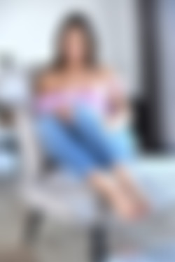 LoveHerFeet.com_18.09.20.Kylie.Rocket.Feet.For.My.College.Fund.XXX.iMAGESET-IMNoob/1177_lhf_0026.jpeg