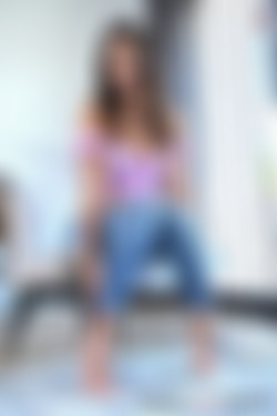 LoveHerFeet.com_18.09.20.Kylie.Rocket.Feet.For.My.College.Fund.XXX.iMAGESET-IMNoob/1177_lhf_0028.jpeg