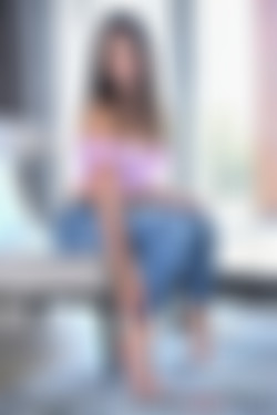 LoveHerFeet.com_18.09.20.Kylie.Rocket.Feet.For.My.College.Fund.XXX.iMAGESET-IMNoob/1177_lhf_0030.jpeg