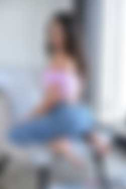 LoveHerFeet.com_18.09.20.Kylie.Rocket.Feet.For.My.College.Fund.XXX.iMAGESET-IMNoob/1177_lhf_0031.jpeg