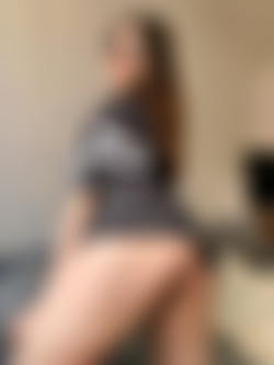 @karma_bae part2/Images/karma_bae-2020-08-12-691751753-Wound you spank me for stealing your shirt.jpg