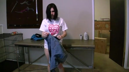 Diaperedonline - 2/Lucy_Lucy_Plugged__Diapered_in_Shortalls.mp4